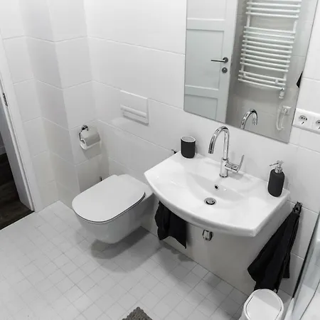 Deluxe By Hostlovers Apartment