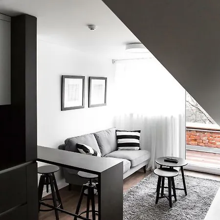 Apartment Deluxe By Hostlovers