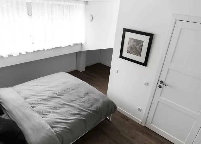 Deluxe By Hostlovers Apartment