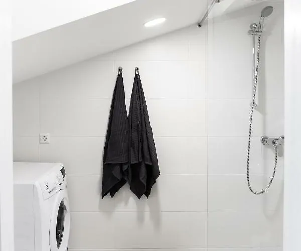 Apartman Deluxe By Hostlovers Kaunas